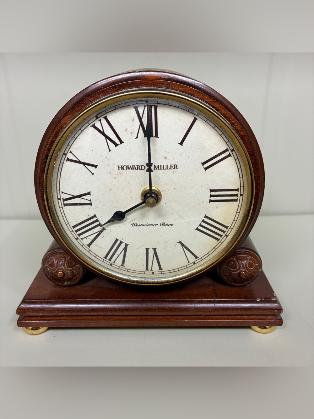 Howard Miller 635-123 Redford Mantel Shelf Or Table Chiming Clock Tested Works